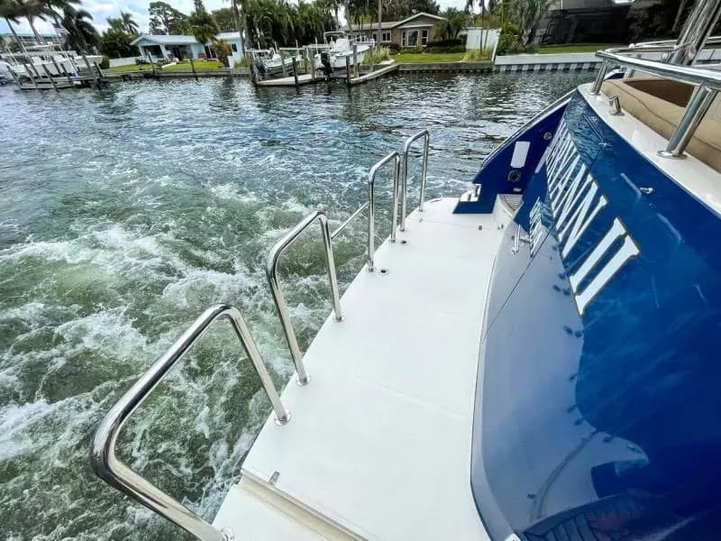 2009 Hampton 580 Pilothouse