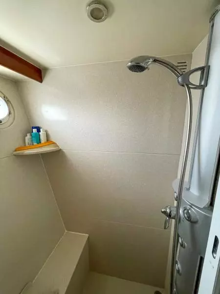 2009 Hampton 580 Pilothouse