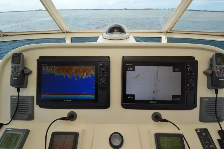 2009 Hampton 580 Pilothouse