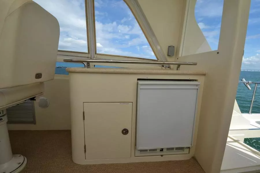 2009 Hampton 580 Pilothouse