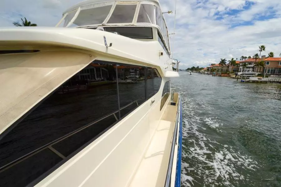 2009 Hampton 580 Pilothouse