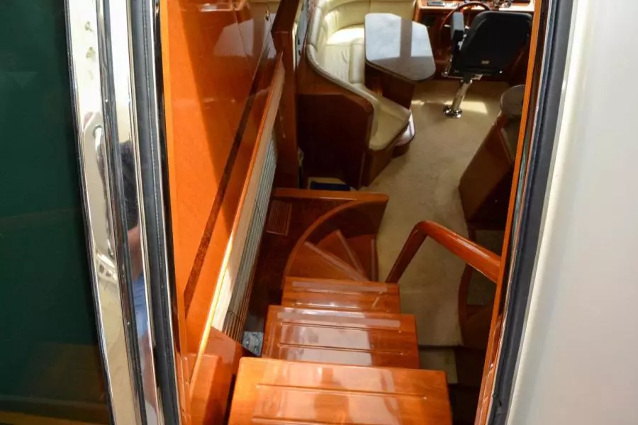 2009 Hampton 580 Pilothouse
