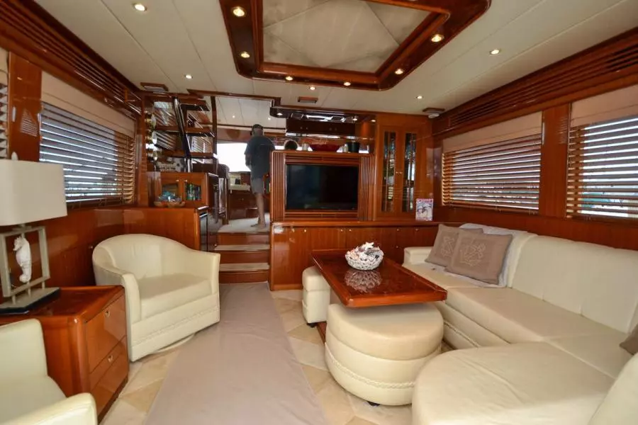 2009 Hampton 580 Pilothouse