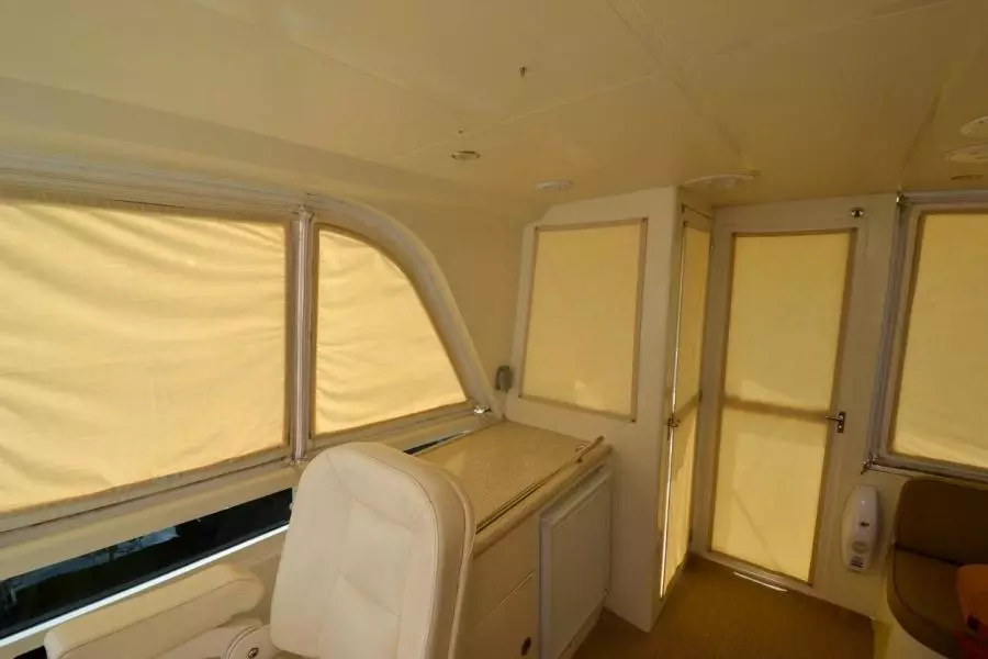 2009 Hampton 580 Pilothouse