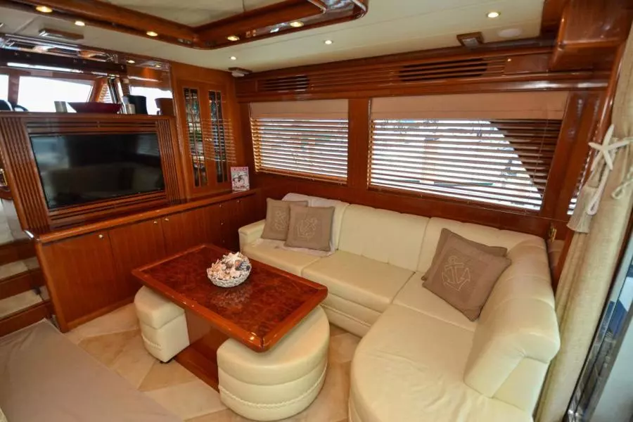 2009 Hampton 580 Pilothouse
