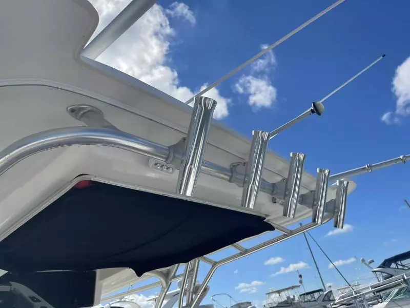 2008 Boston Whaler 320 Outrage Cuddy Cabin