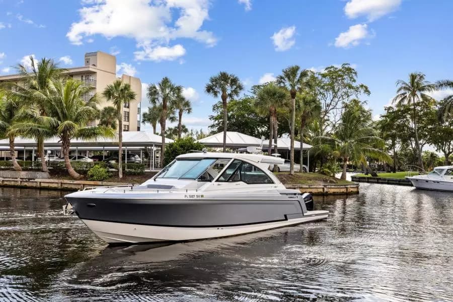 2021 Formula 380 SSC