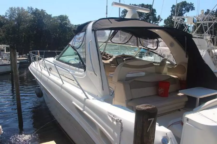1999 Sea Ray Express Cruiser
