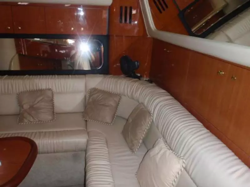 1999 Sea Ray Express Cruiser