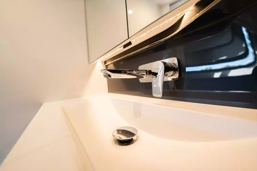 2022 Princess R Class 35