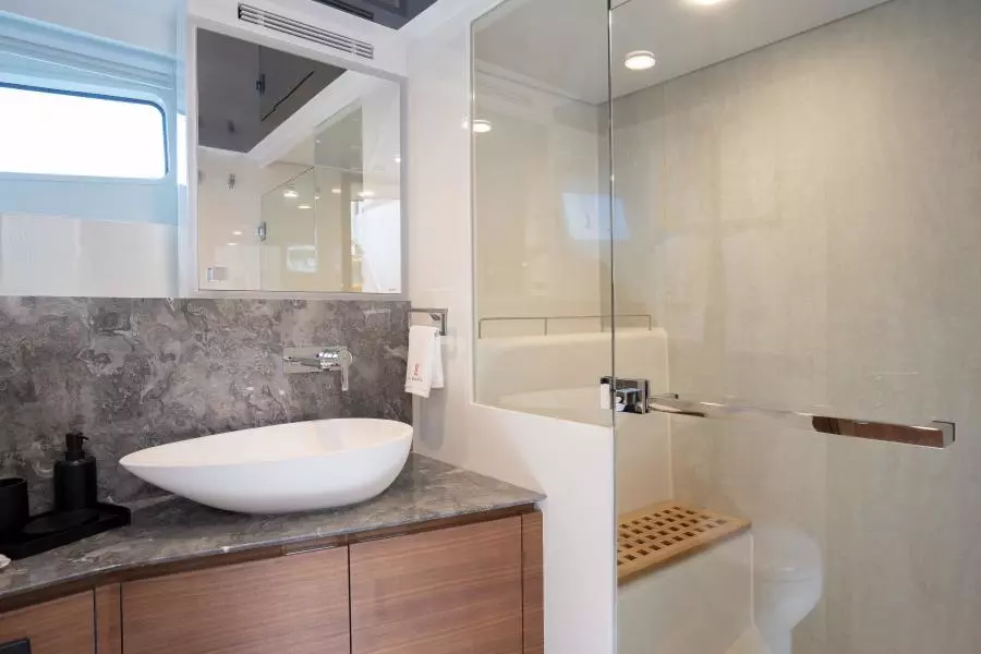 2023 CL Yachts CLB72