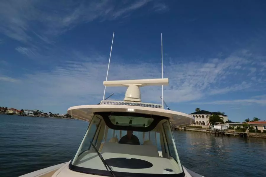 2021 Grady-White 376 Canyon