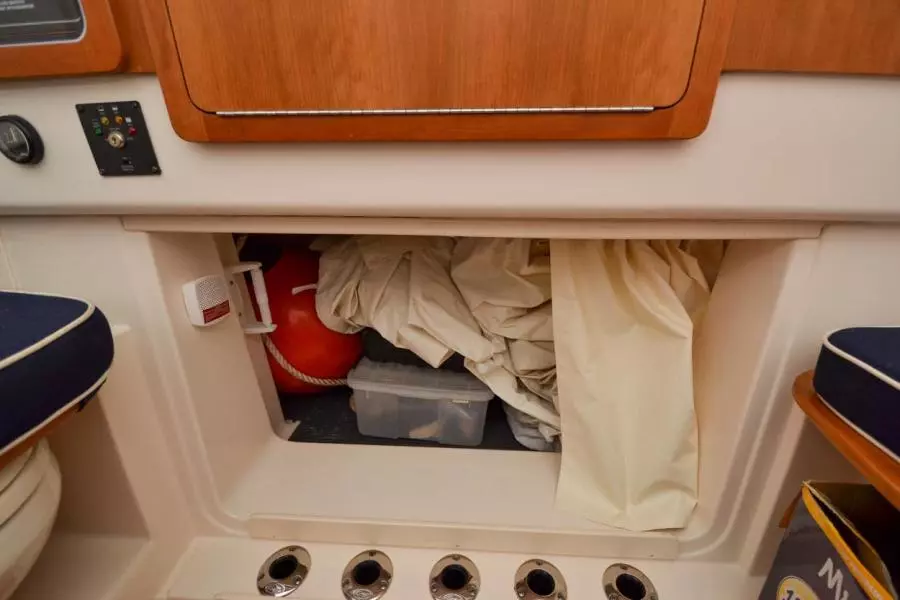 2021 Grady-White 376 Canyon