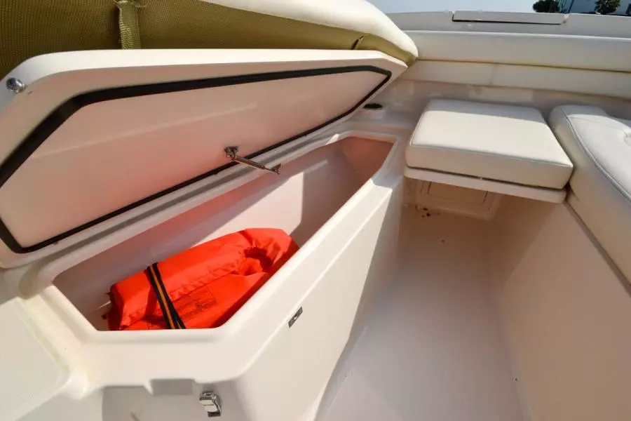 2021 Grady-White 376 Canyon