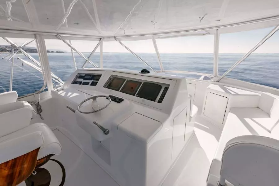 2003 Viking 56 Convertible - SECTACULAR BID