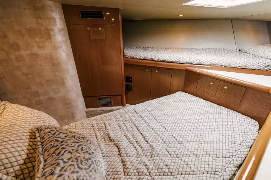 2003 Viking 56 Convertible - SECTACULAR BID