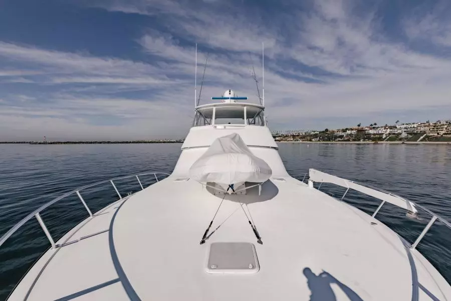 2003 Viking 56 Convertible - SECTACULAR BID