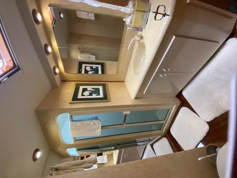 1998 Viking 54 Sport Yacht