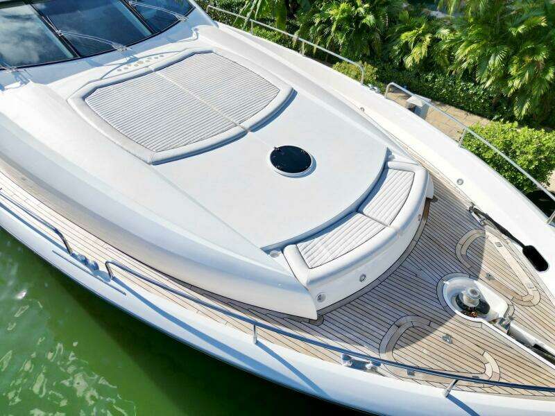 2005 Sunseeker Yacht