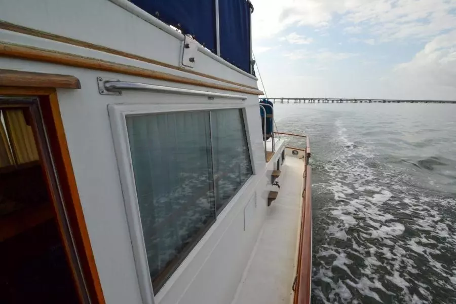 1985 Grand Banks 42 Classic