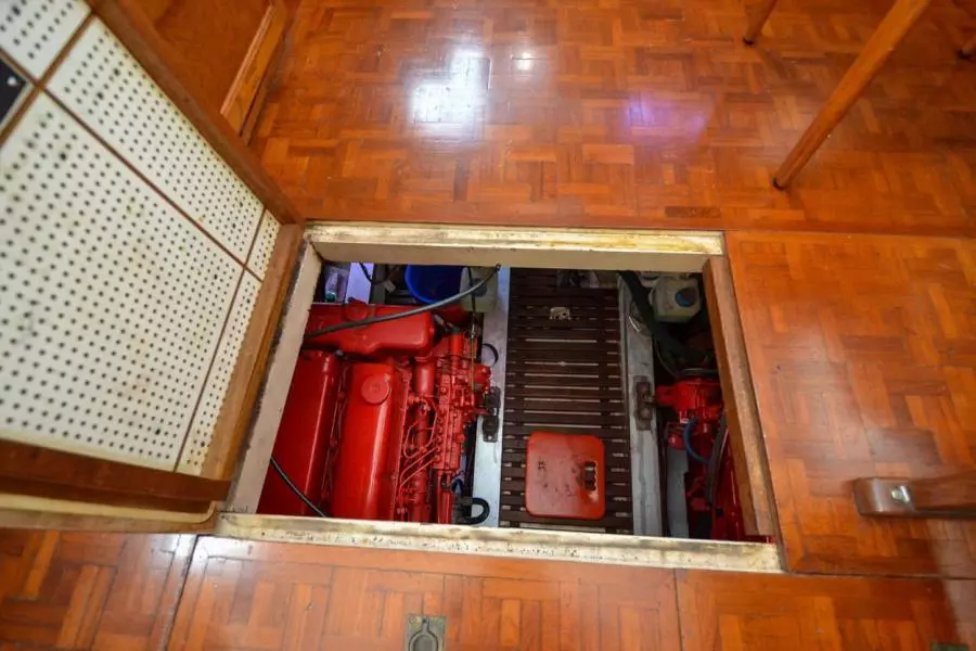 1985 Grand Banks 42 Classic