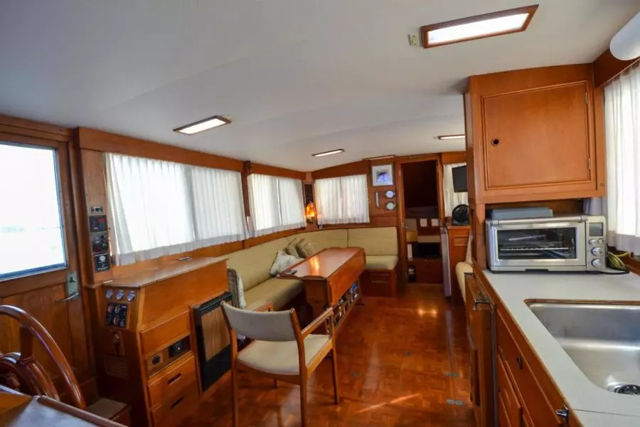 1985 Grand Banks 42 Classic