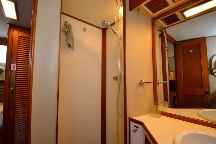 1985 Grand Banks 42 Classic