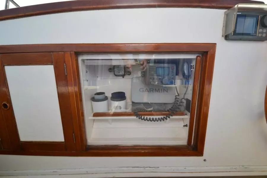 1985 Grand Banks 42 Classic