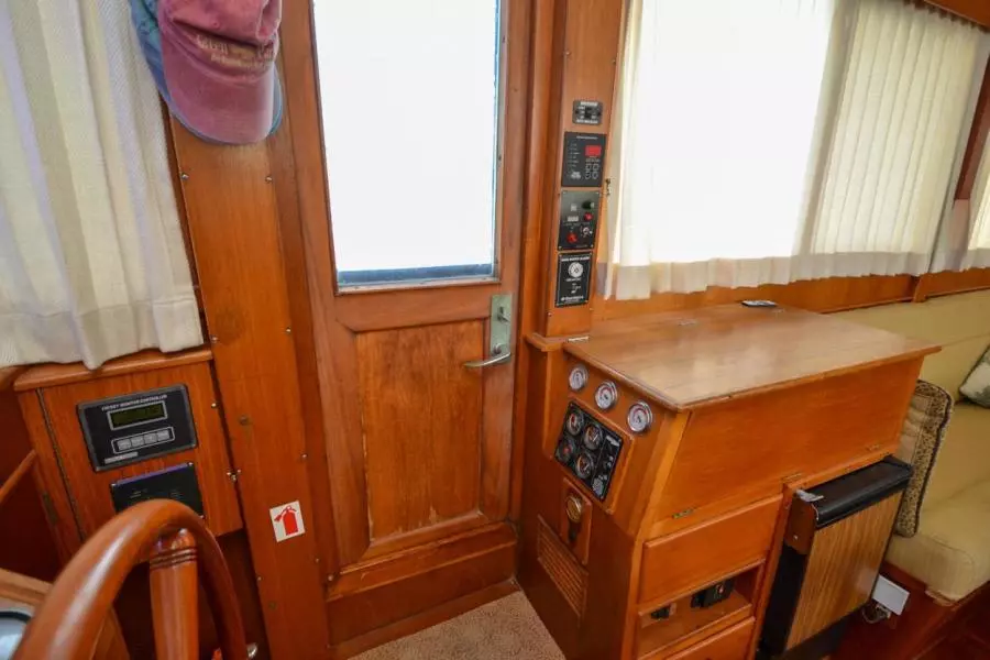 1985 Grand Banks 42 Classic