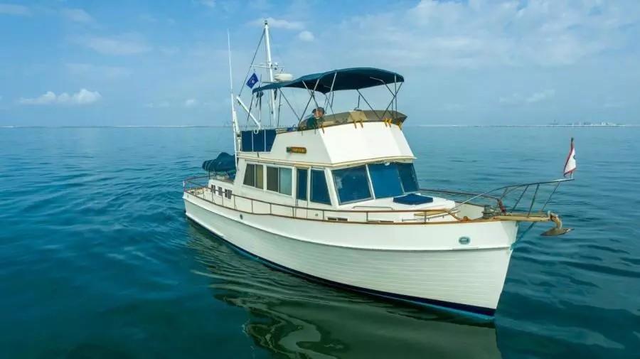 1985 Grand Banks 42 Classic