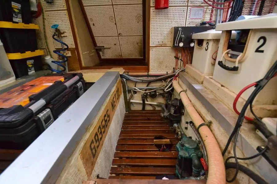 1985 Grand Banks 42 Classic