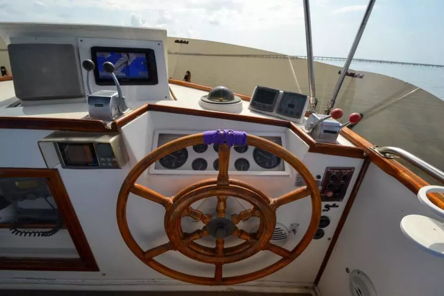 1985 Grand Banks 42 Classic