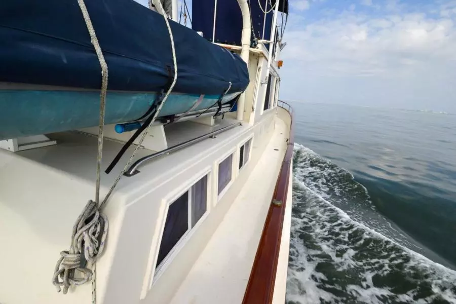 1985 Grand Banks 42 Classic