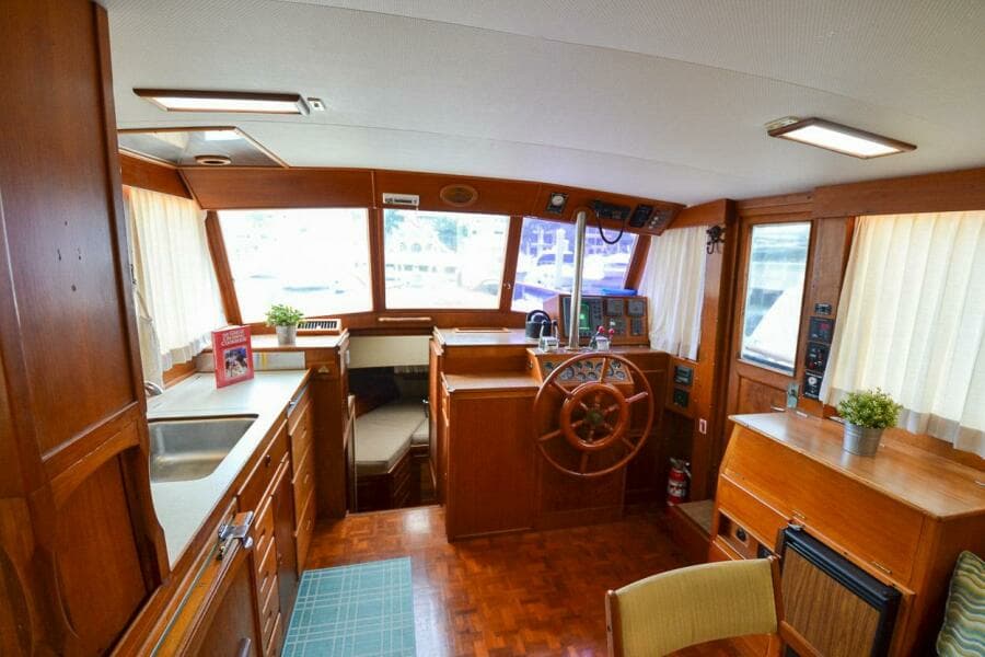 1985 Grand Banks 42 Classic