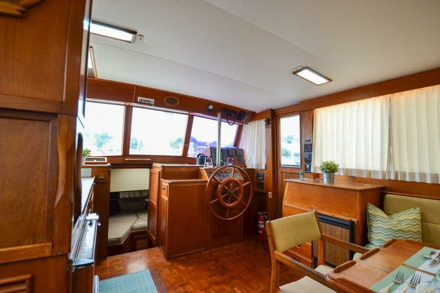 1985 Grand Banks 42 Classic