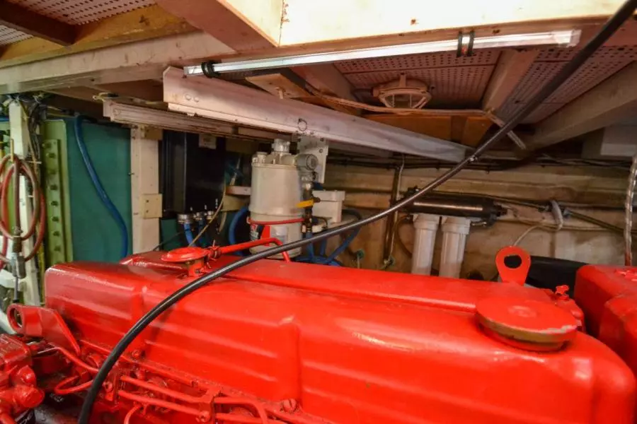 1985 Grand Banks 42 Classic