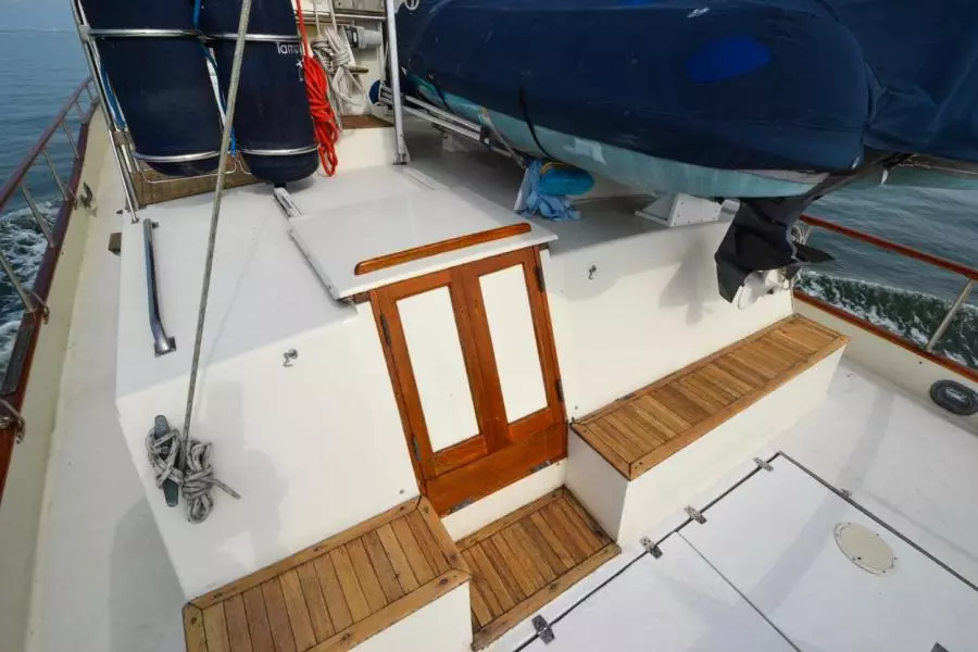 1985 Grand Banks 42 Classic