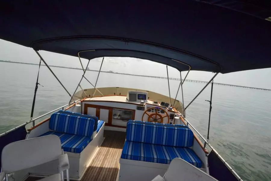 1985 Grand Banks 42 Classic