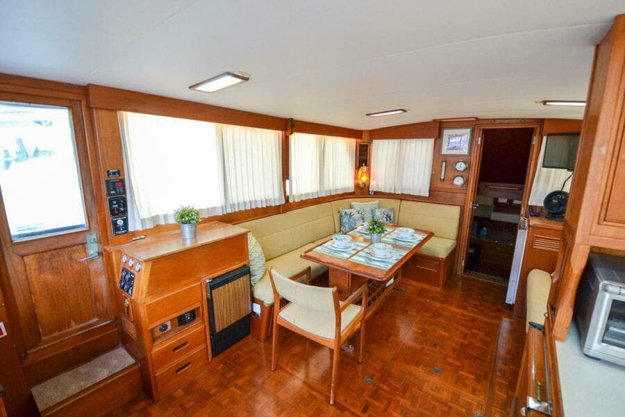 1985 Grand Banks 42 Classic