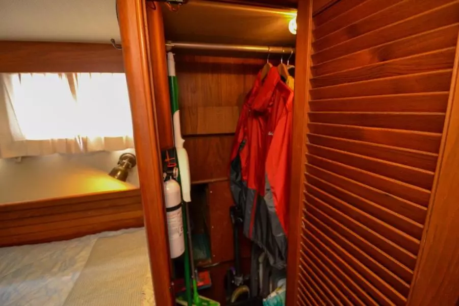 1985 Grand Banks 42 Classic