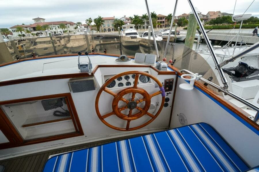 1985 Grand Banks 42 Classic