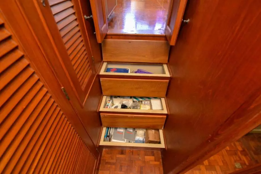 1985 Grand Banks 42 Classic