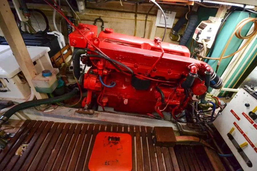 1985 Grand Banks 42 Classic