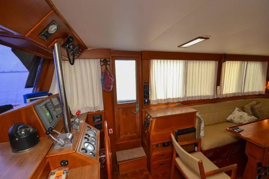 1985 Grand Banks 42 Classic