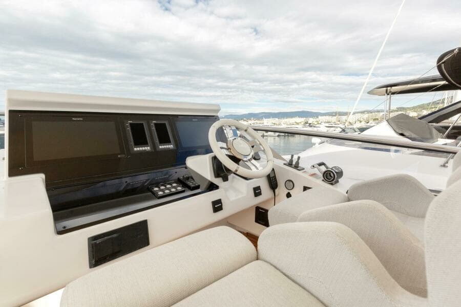 2020 Azimut 72 Flybridge