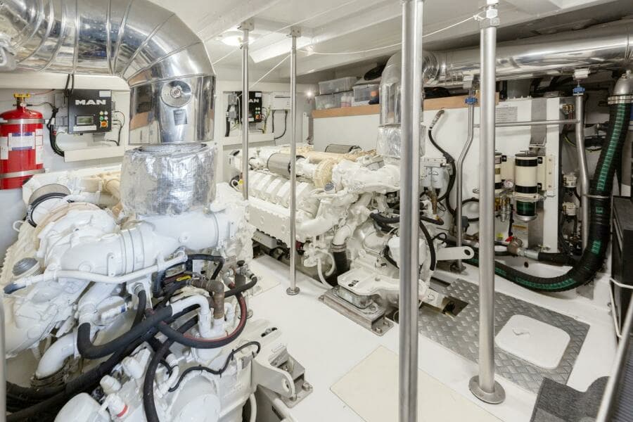 2020 Azimut 72 Flybridge