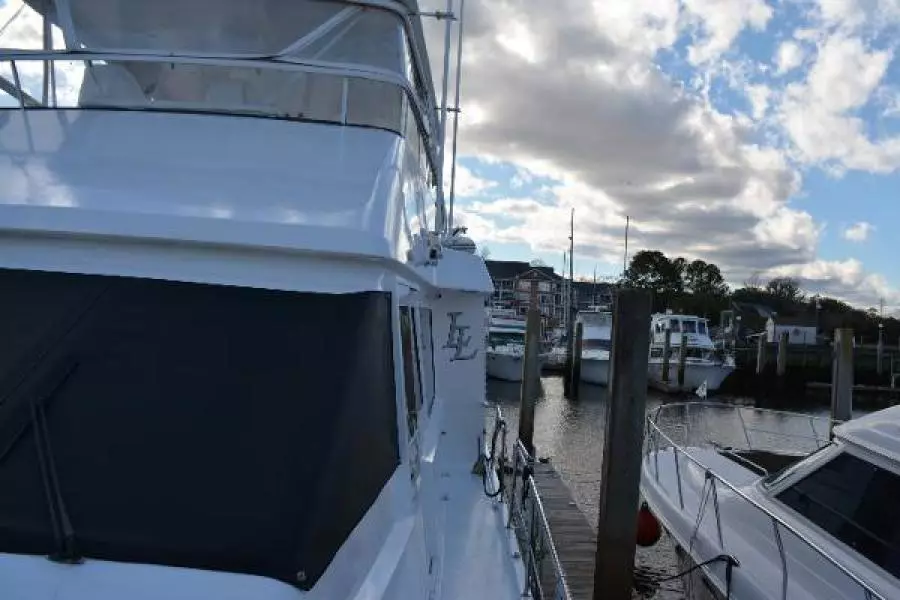 1989 Viking Motor Yacht