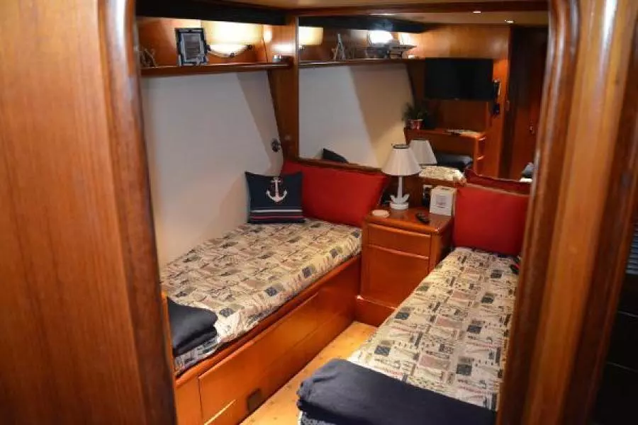 1989 Viking Motor Yacht