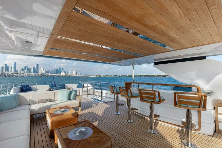 2022 Majesty Yachts 120