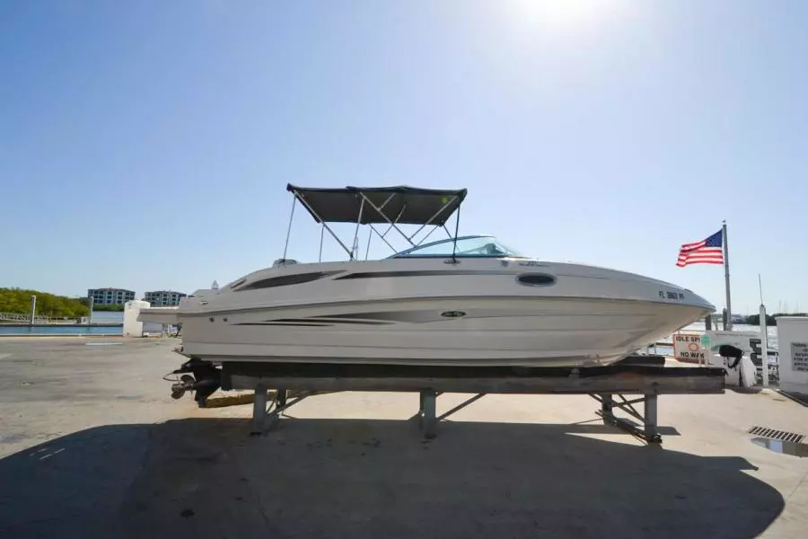 2010 Sea Ray 260 Sundeck